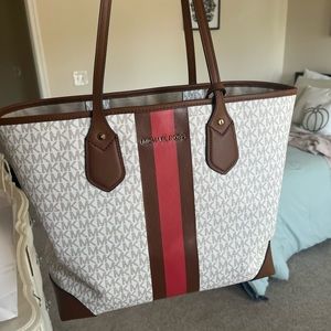 SOLD Michael kors tote
